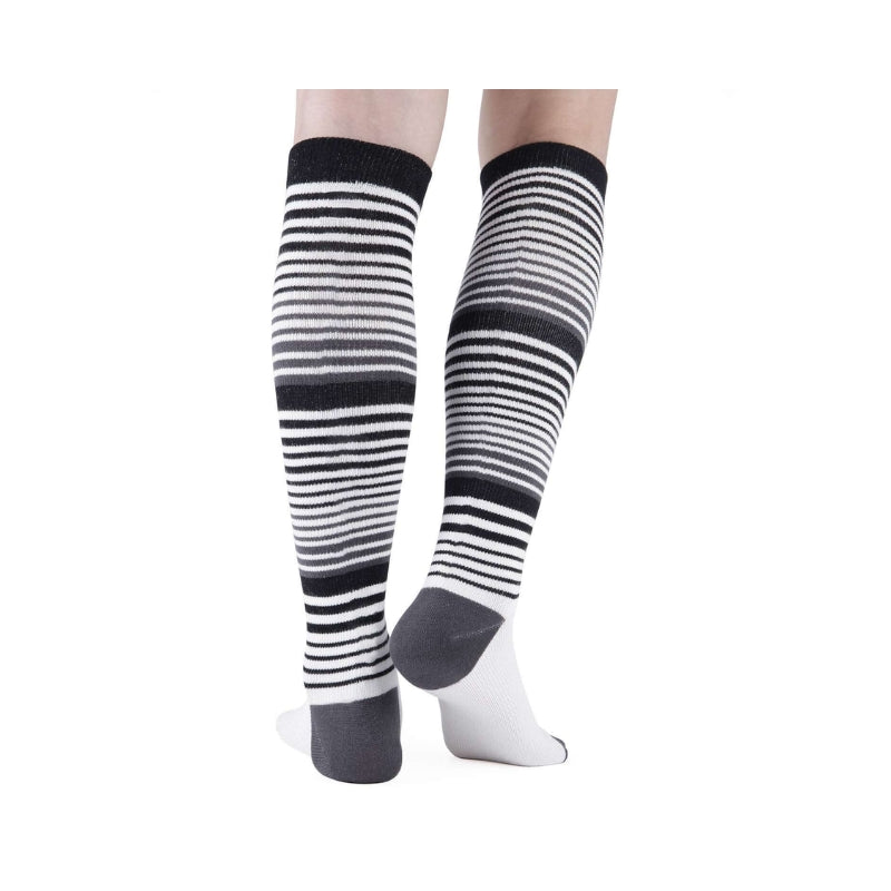 Knee High Travel Compression Socks 3 Pair Pack 8-5 mmHg