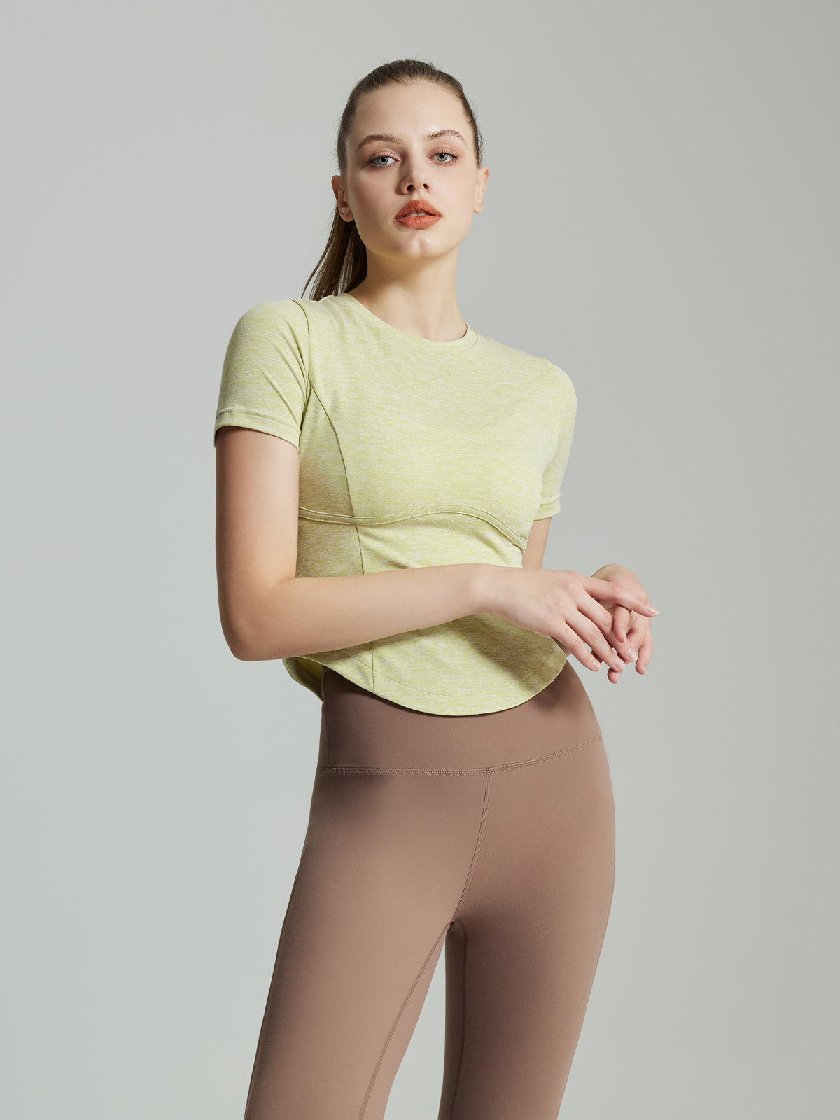 +MD.Café Series - Women's Athletic Short Sleeve Top